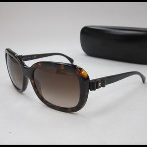 CHANEL Women sunglasses 🕶